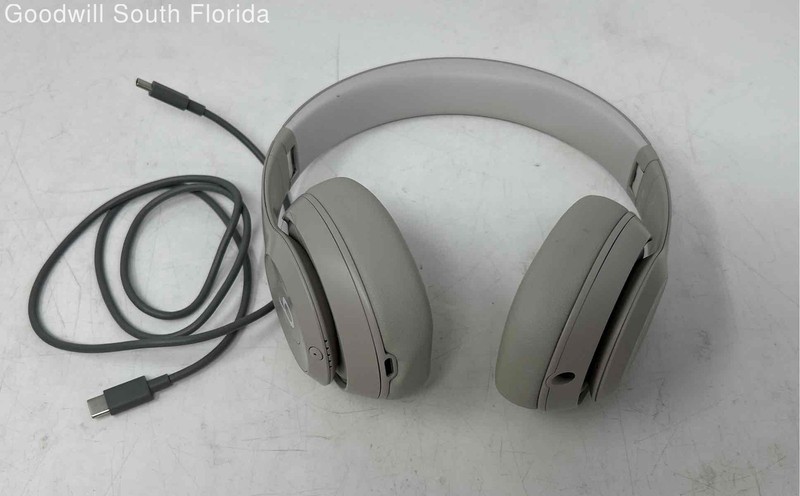 Beats By Dr. Dre Studio Pro Tan Wireless Over Ear Headphone With Case NCL