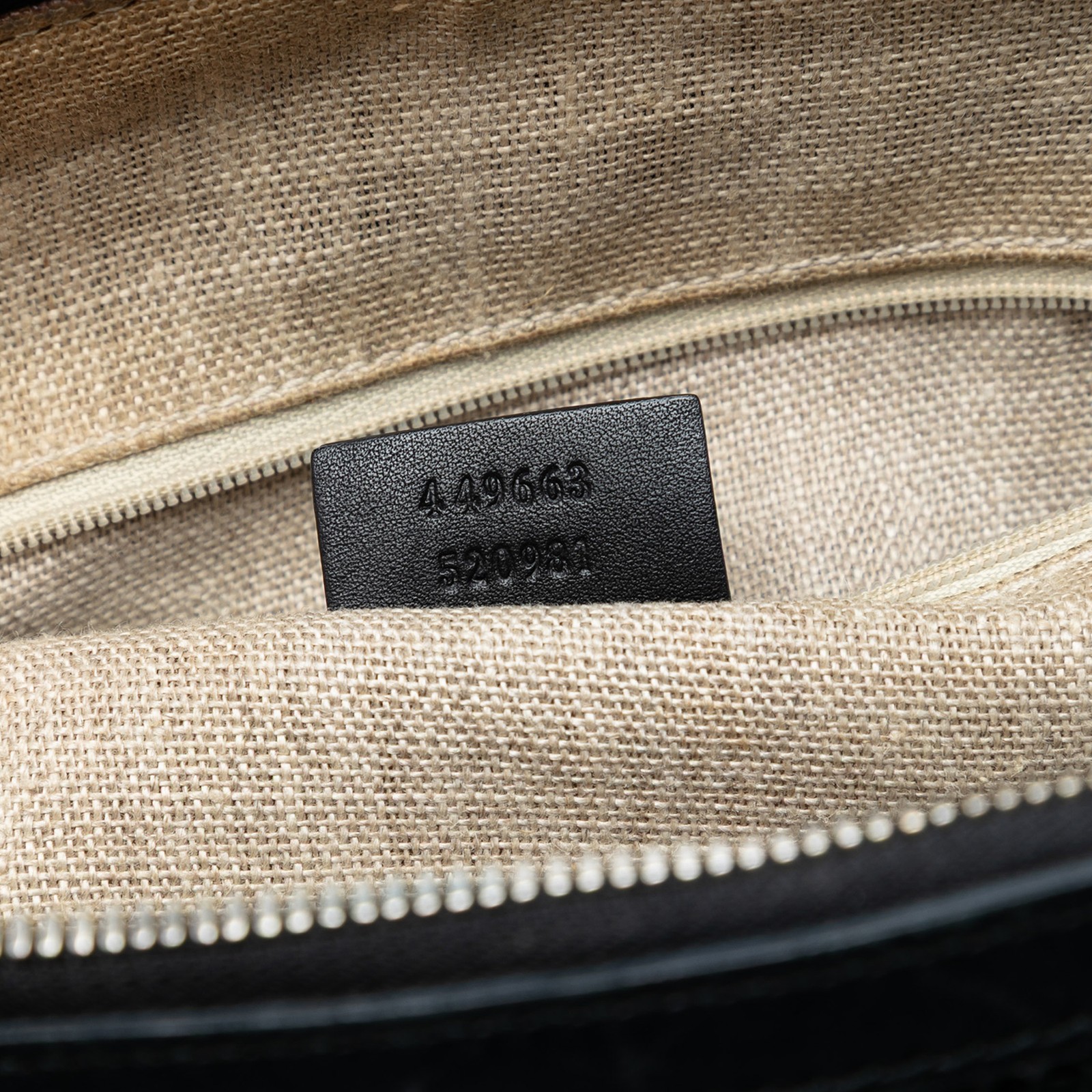 Authenticated Gucci Medium Microguccissima Dome B… - image 6