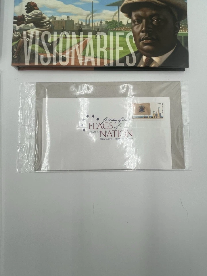 2010 Mint Set Commemorative Stamp USPS Yearbook w/Mail Use - Stamps Sealed w/Pkt - Image 4 of 4