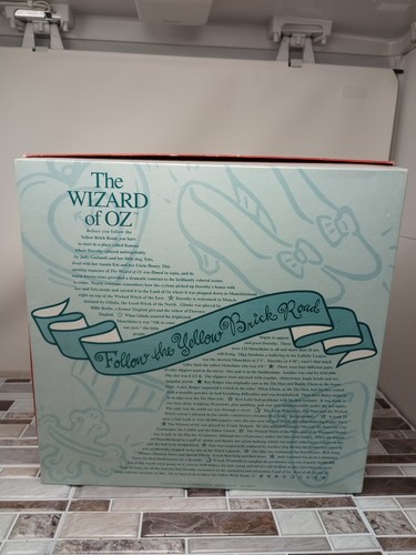 Springbok Wizard Of OZ 2000 Piece Puzzle Follow The Yellow Brick Road Pre Owned - Picture 4 of 10