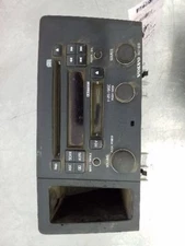 Audio Equipment Radio Receiver ID HU-613 Fits 01-05 VOLVO 60 SERIES 177908