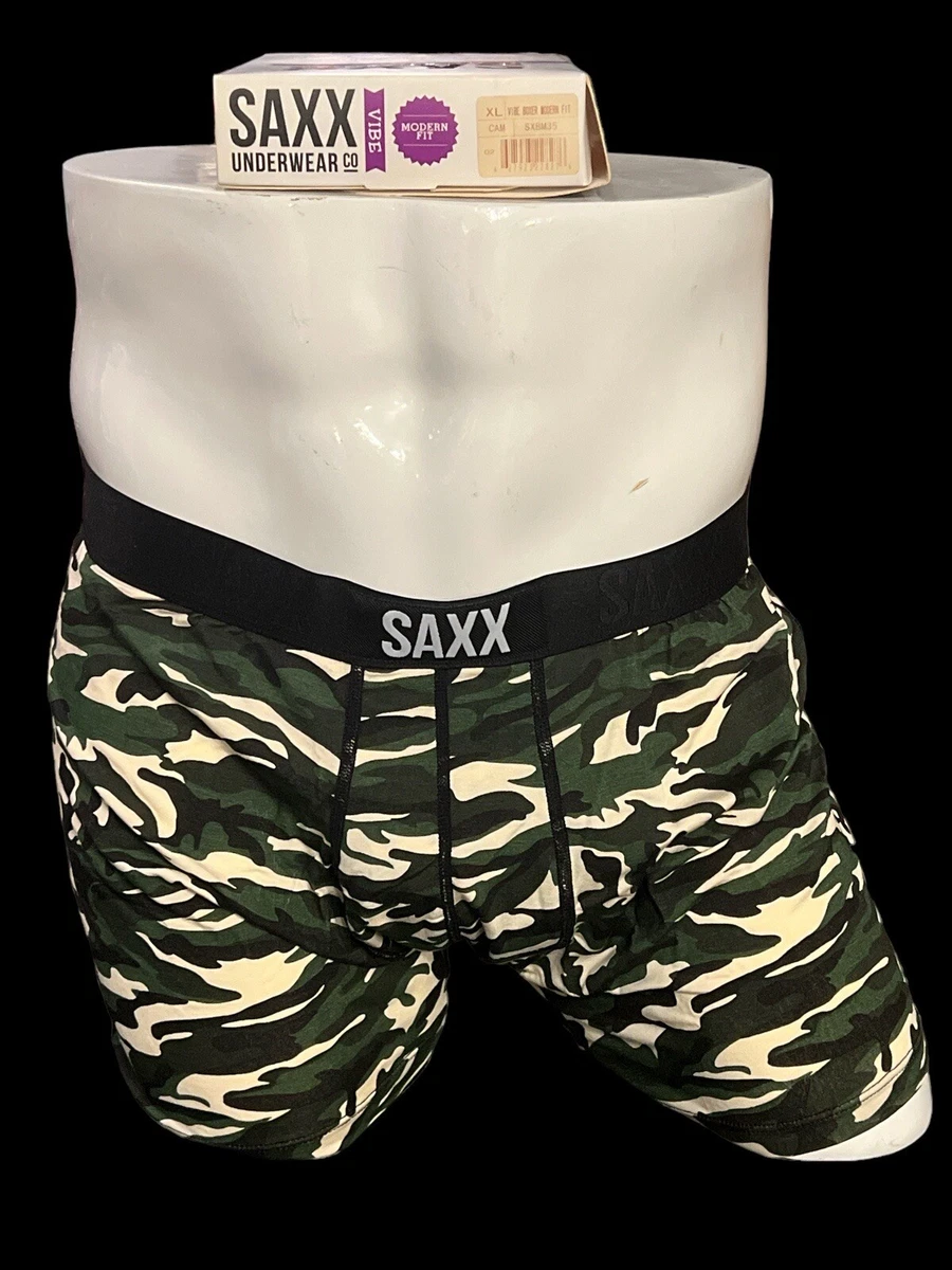 Saxx men's XL Green Camo Vibe boxer modern fit New In Box !