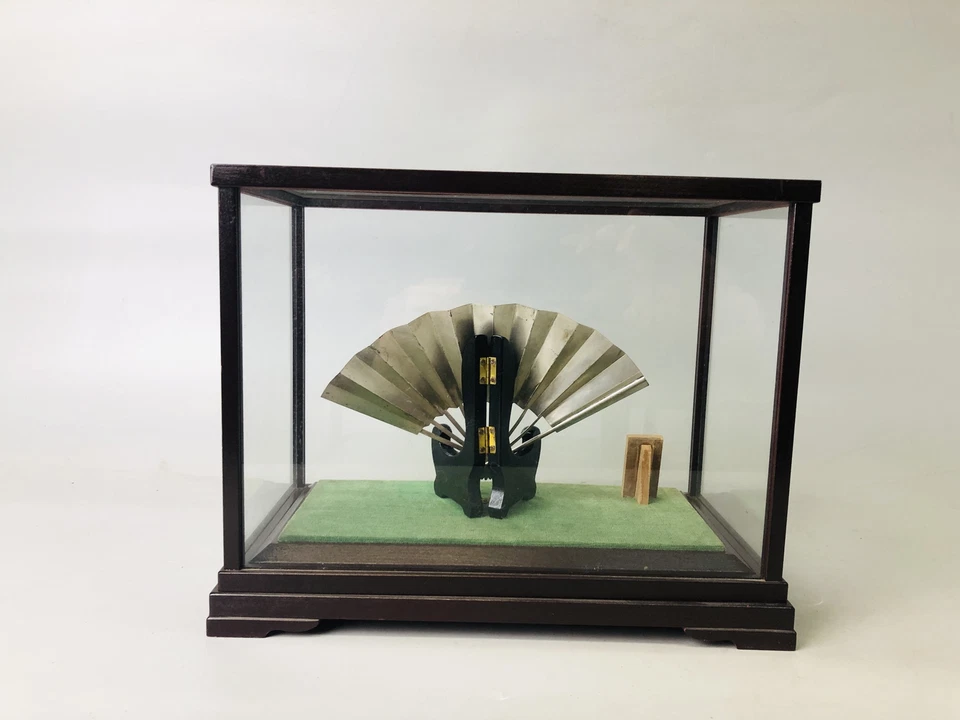 Y7206 OKIMONO из чистого серебра складной вентилятор подписанный стеклянный чехол Японии антикварный декор - Изображение 3 из 4