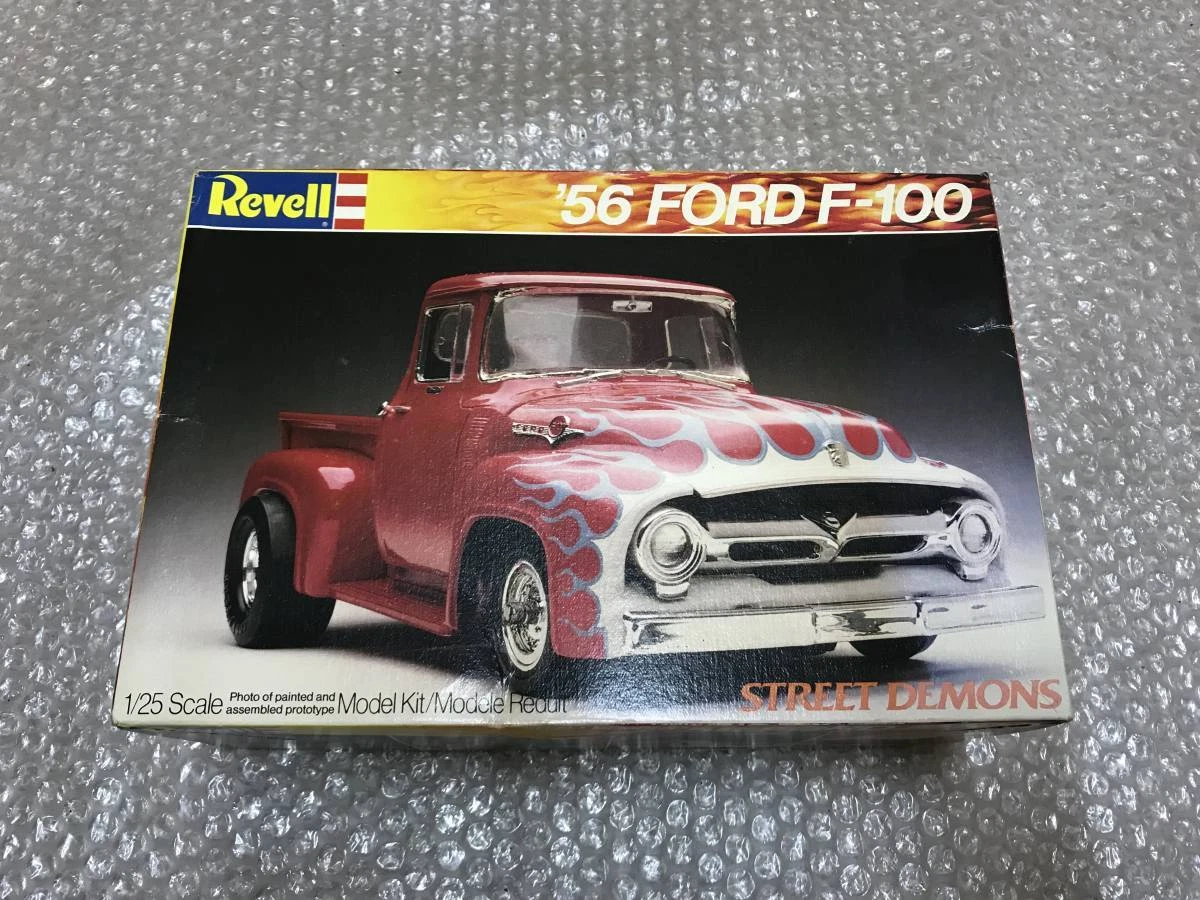 Ford F100 Pumpkin