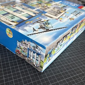 LEGO Police Station 60047 LEGO City 100% Complete NIB Sealed Retired