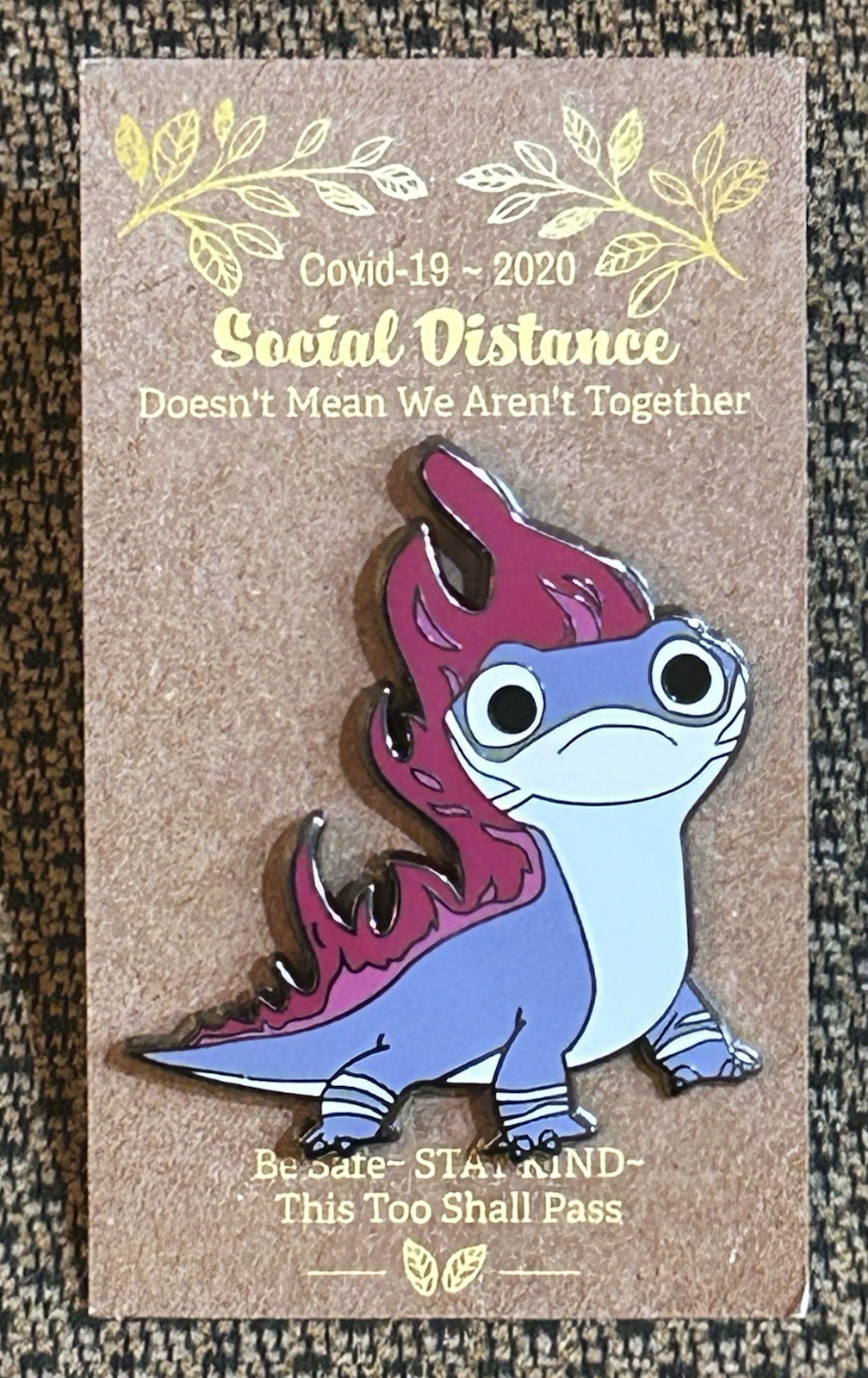 Fantasy Disney Bruni Pin Frozen 2 Social Distance Covid-19 2020 Face Mask Pin