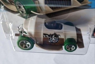 2026 Hot Wheels Instant Boost in 1:64 # JJH31 HW Starting Grid Rennwagen