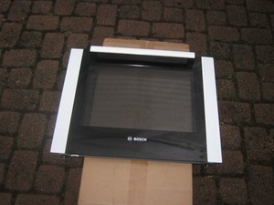 BOSCH Type HT5HE10 .Herd-Backofentür E-Nr. HEA10B220 FD-8908 Tür. 59,5x46,5 cm.