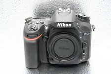 NIKON D7100 24.1 MP DX-FORMAT CMOS DIGITAL SLR CAMERA 2533 SHUTTER COUNT