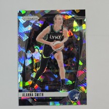 2024 Panini Prizm WNBA - Alanna Smith #111 Ice Prizm