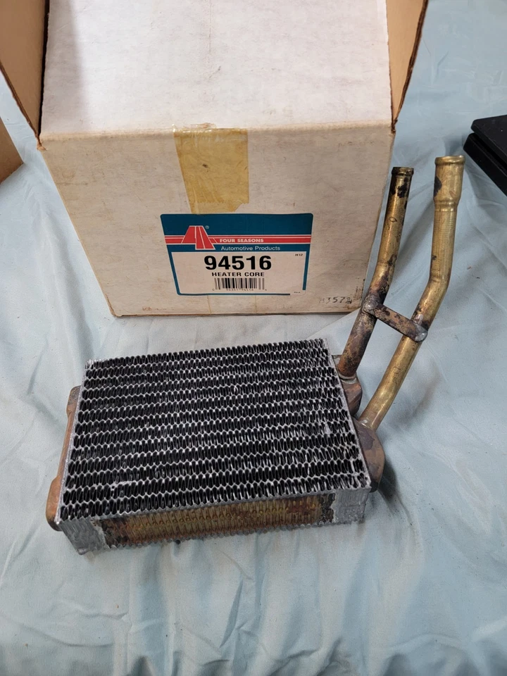 四季 94516 加热核心,82-90 雪佛兰名人带交流 — 第 3/4 张图片