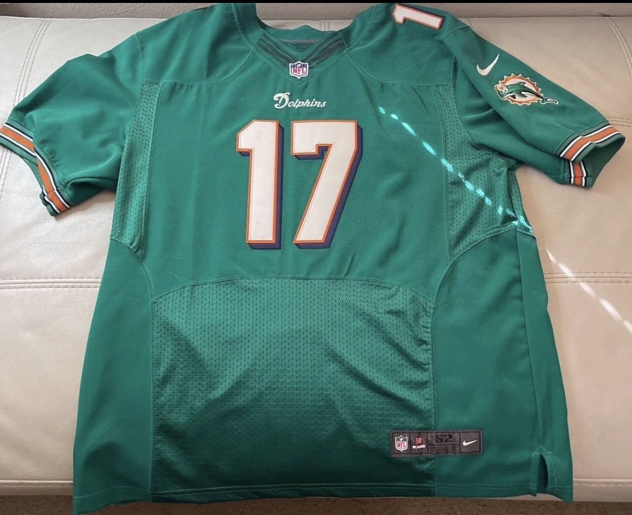 Picture 1 of 11