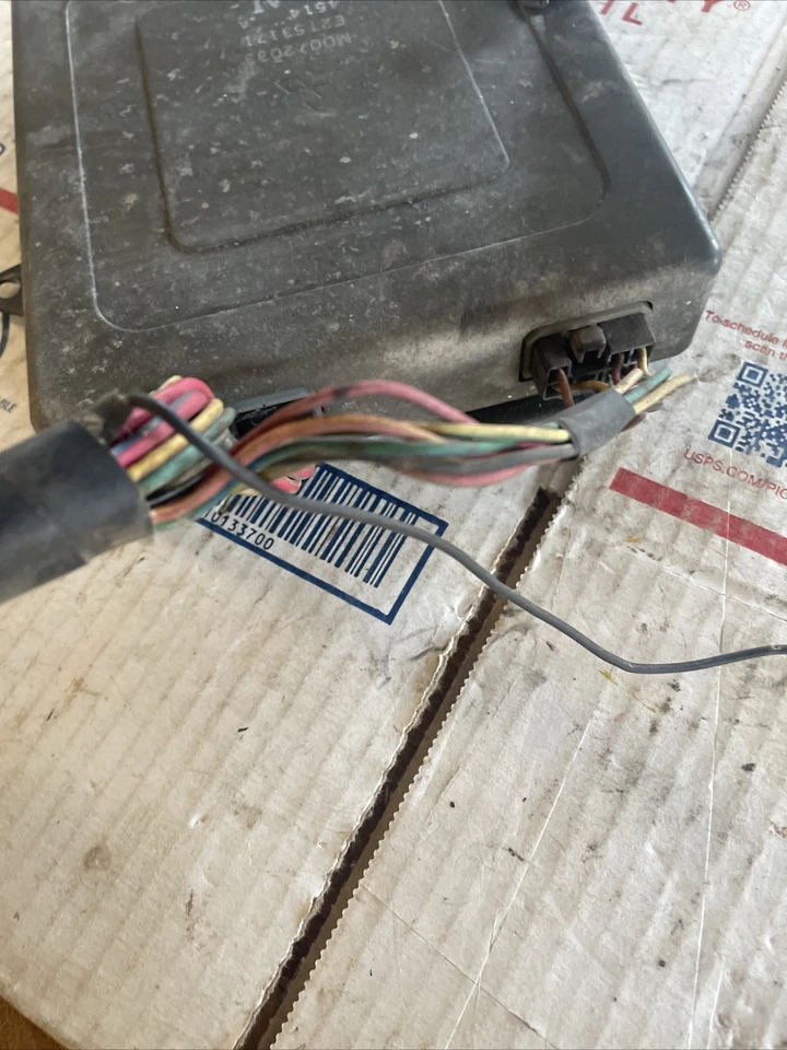 Computadora Dodge Colt 84 1.4 STD  Foto 3 de 4