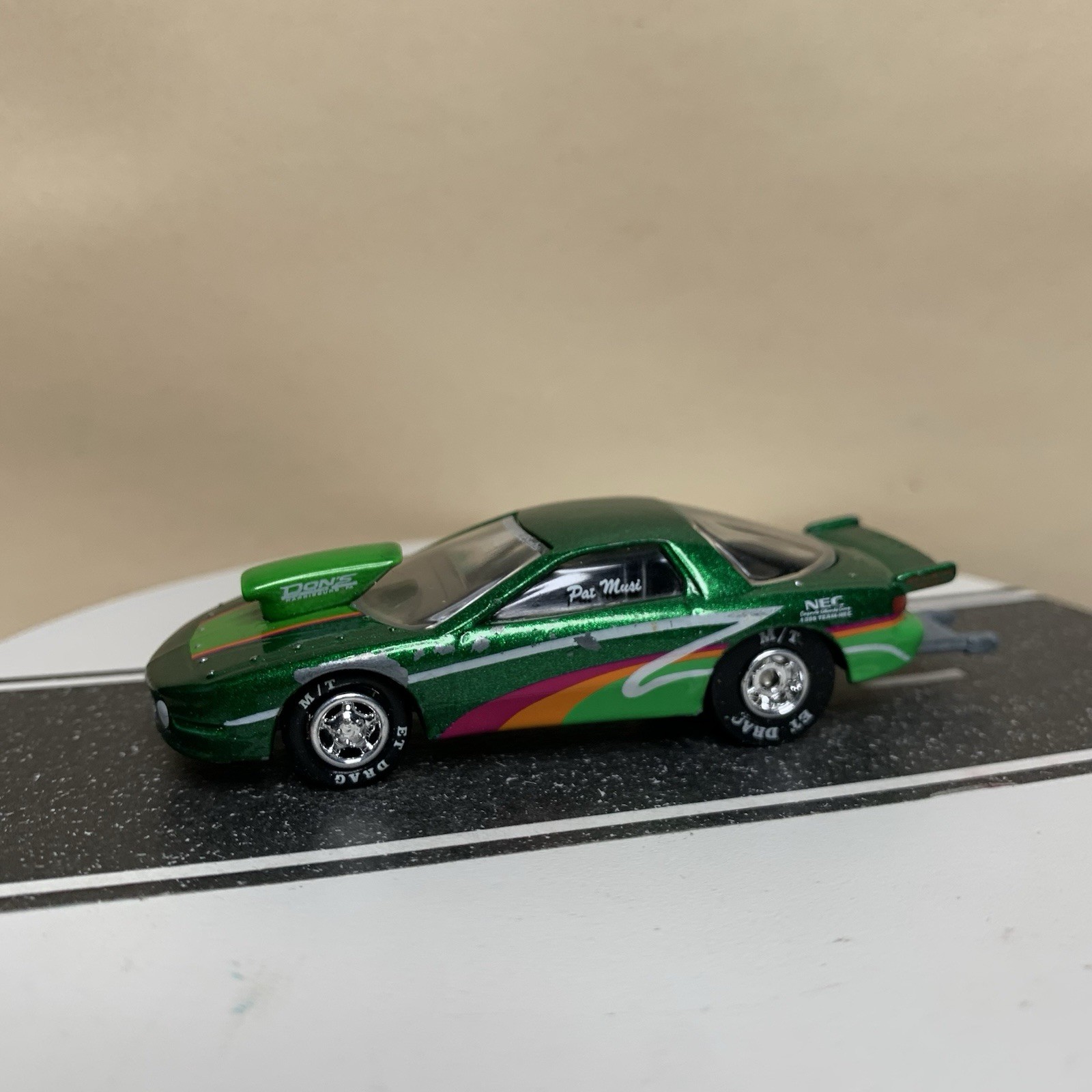 Johnny Lightning Classic Gold Pat Musi Outlaw Stock Firebird Green Mtflk 1: GC