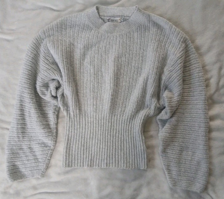 Pink Rose Women's Long Sleeve Sweater Size Medium Gray Ribbed Pullover