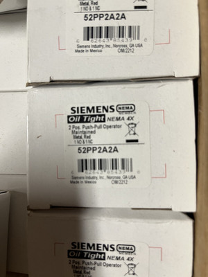 Siemens 52Pp2a2a Push Button Operator  NEW IN BOX