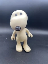 Peanuts Snoopy Figure 1966 United Syndicate 8.5" toy Vinyl ￼Posable Figure