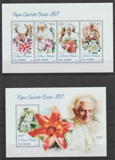== SAO TOME ET PRINCIPE. 2 blocs** Pape émérite Benoît XVI & lys - 2013 ==