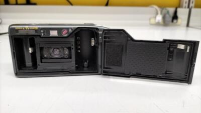 RICOH R1S 35mm Point & Shoot Film Camera Compact 30mm f/3.5 Lens