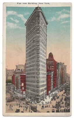 New York City, Manhattan c1920 Flat Iron (Flatiron) Building, D H Burnham
