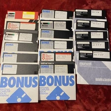 Lot Of 5.25” Floppy Disks Games For Pc Manhunter, Defender Of The Crown, Tetrus