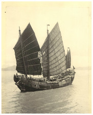 China, Old boat, junk used by Chinese Pirates, jonque vintage albumen print,
