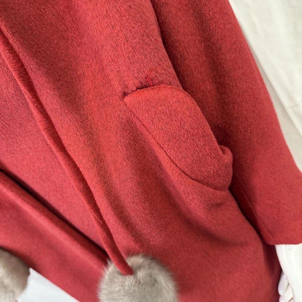 De Colección Lesur Paris Utah Mills Conjunto de Vestido y Chaqueta de Navidad con Borde de Piel Roja Años 50 M Raro Foto 4 de 4