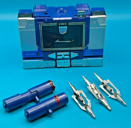 Soundwave Vintage Transformers G1 Action Figure 1974 1983 Hasbro Takara