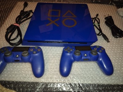 Sony PlayStation 4 slim 500 GB Days of Play Limited Edition inkl. 2 Original Co.