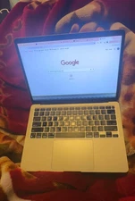 apple laptop