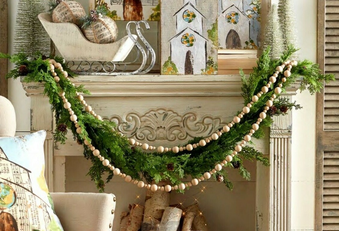 * vintage garland ୨୧  パピエマシェベルのついた ガーランド vintage garland ୨୧ パピエマシェベルのついた ガーランド