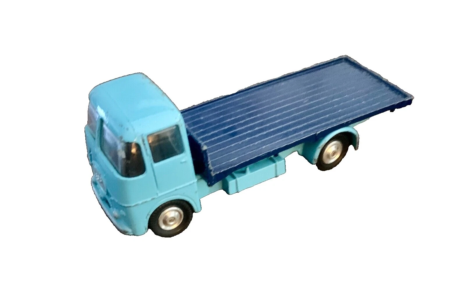 Литые модели грузовиков Corgi Toys