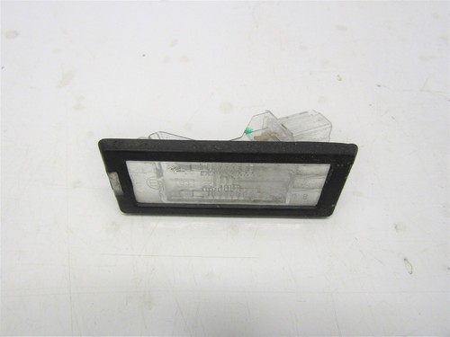 RENAULT GRAND SCENIC MK3 2009-12 NEARSIDE REAR NUMBER PLATE LIGHT/LAMP    #9067V - Picture 1 of 5