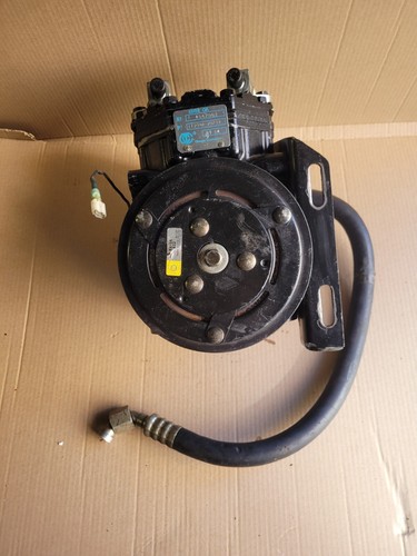 PORSCHE 911 SC 3.2 AC AIR CONDITIONING COMPRESSOR EF210R25212 - Picture 2 of 4