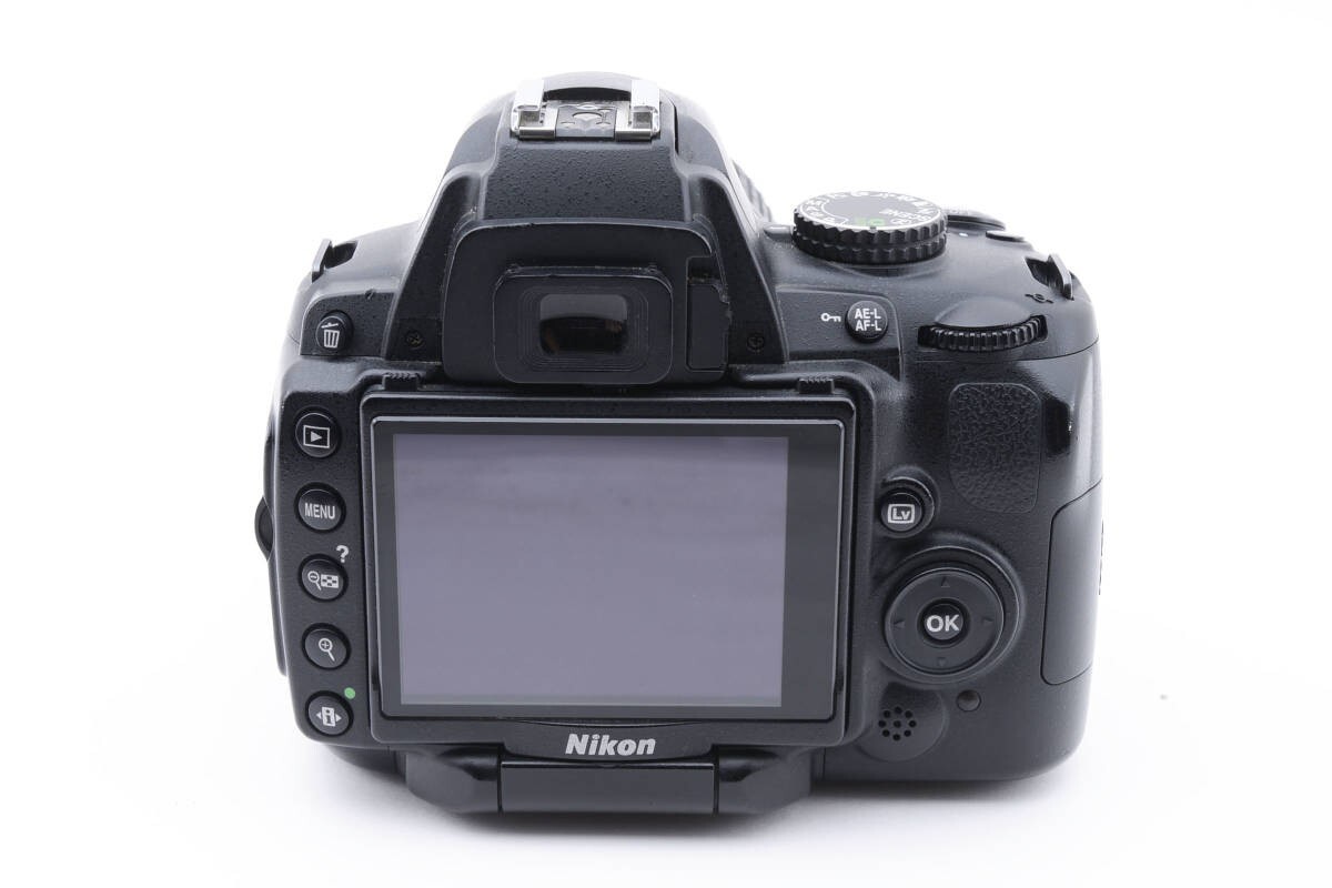 Good】Nikon D5000 12.3MP Lens Kit Digital SLR Camera Black W