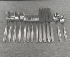 ONEIDA - Camlynn Cleo Frosted Stainless Dinner Flatware Set of 14