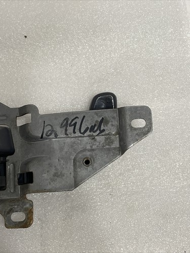 1995-99 Mitsubishi Eclipse Eagle Talon OEM Passenger RIGHT Interior Door Handle - Picture 4 of 5
