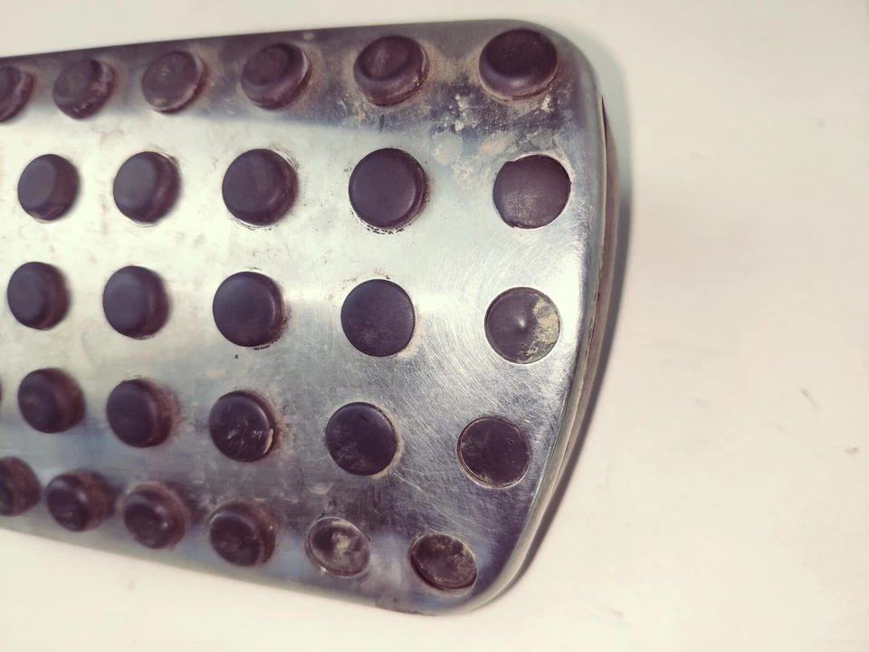 Mercedes-Benz C 230 2007 cubierta de pedal de freno 1702900182 C14 Foto 2 de 4