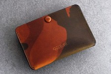 Atelier Du Cuir Simplet "SNAP" card case/holder le'camouflage V3 amber