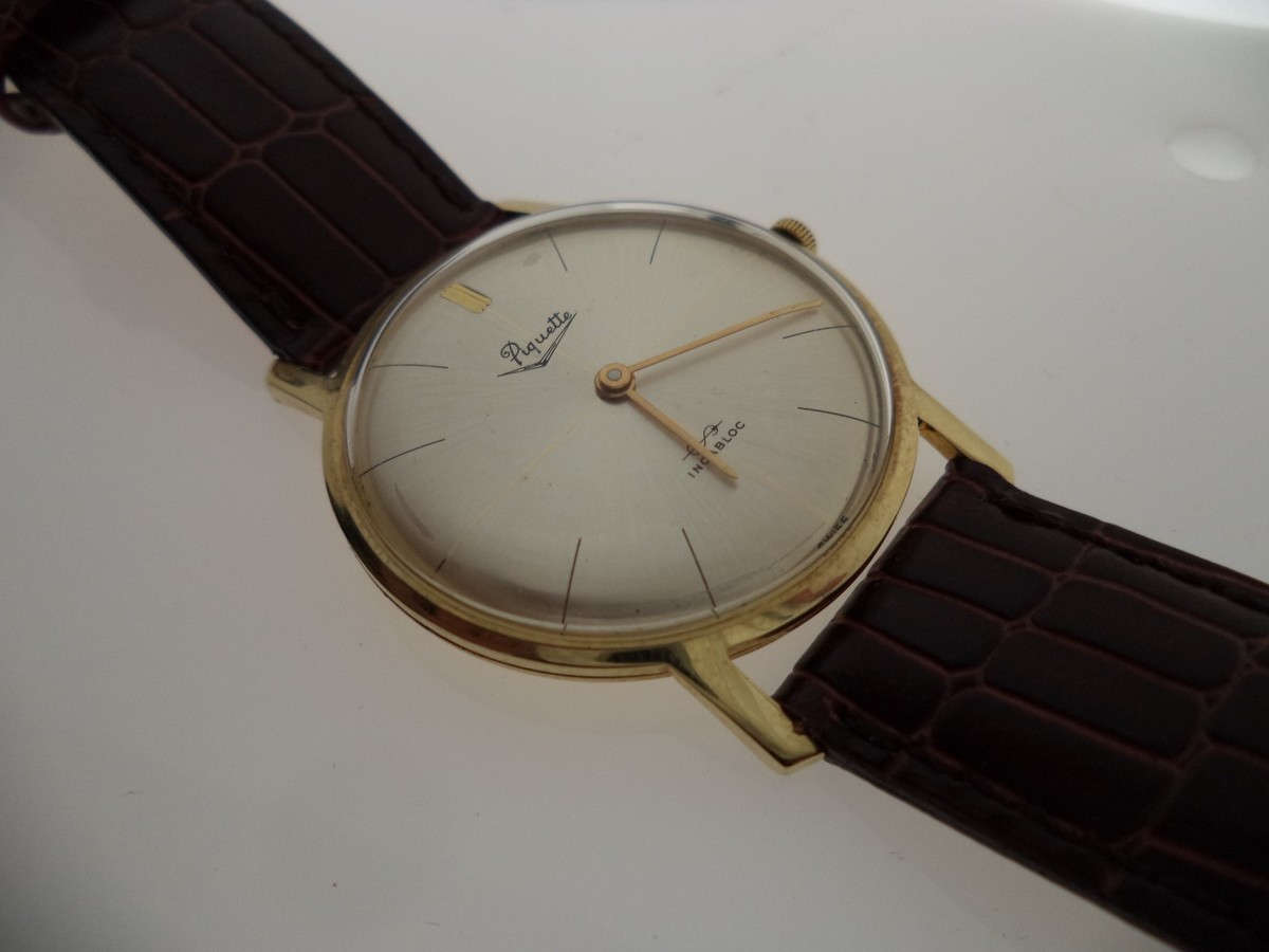 Piquette Incabloc 14K Gold Ultra-thin watch w/17 Jewel manual wind