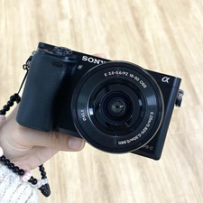 Sony A6000 + sony 16-50 Black Lens Fast Focus Mirrorless Enjoy Shooting