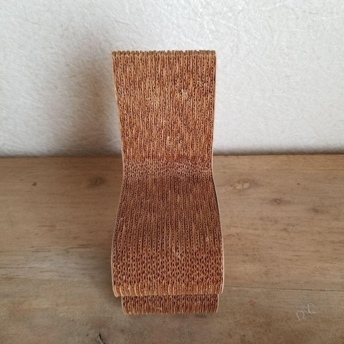 Vitra Design Museum Miniature Chair – Approx 14.5cm Display Model - Picture 2 of 11