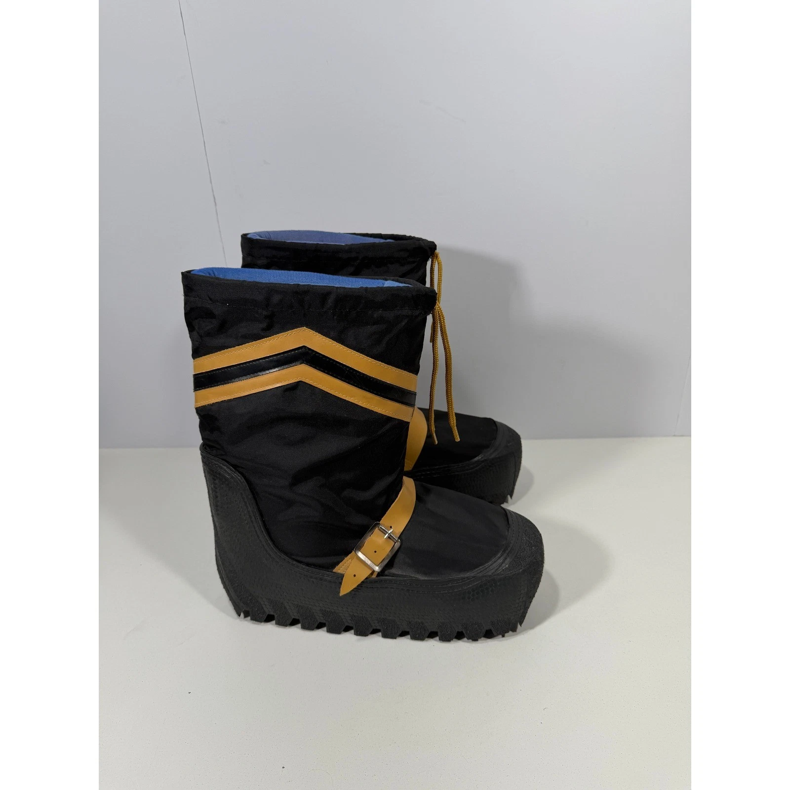 Vintage Platform puffy snow Boots Black Yellow Chevron Lug Sole Snow Boots Korea