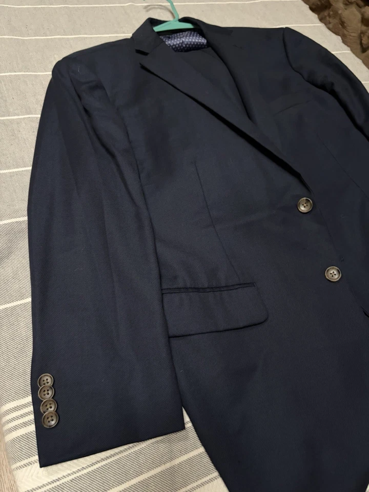 Nuevo sin etiquetas Traje Indochino Personalizado Azul Marino 42S 2 Piezas Lana 38x27 Foto 2 de 4