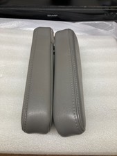 03 - 06 Chevy Silverado Suburban Front Seat Arm Rest Pair Gray Leather Used Oem