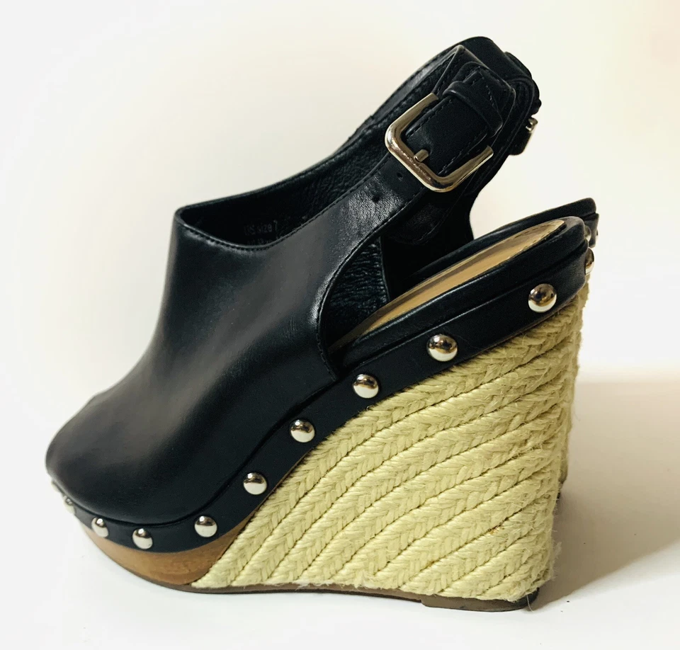 Botines de cuña muy volátiles 7 Foto 2 de 4