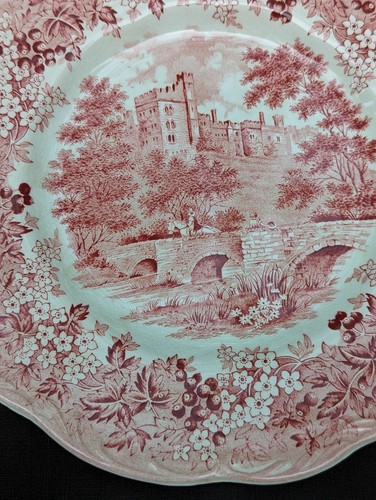 J&G MEAKIN ROMANTIC ENGLAND DERBYSHIRE HADDON HALL DINNER PLATE RED 10" - Picture 6 of 10