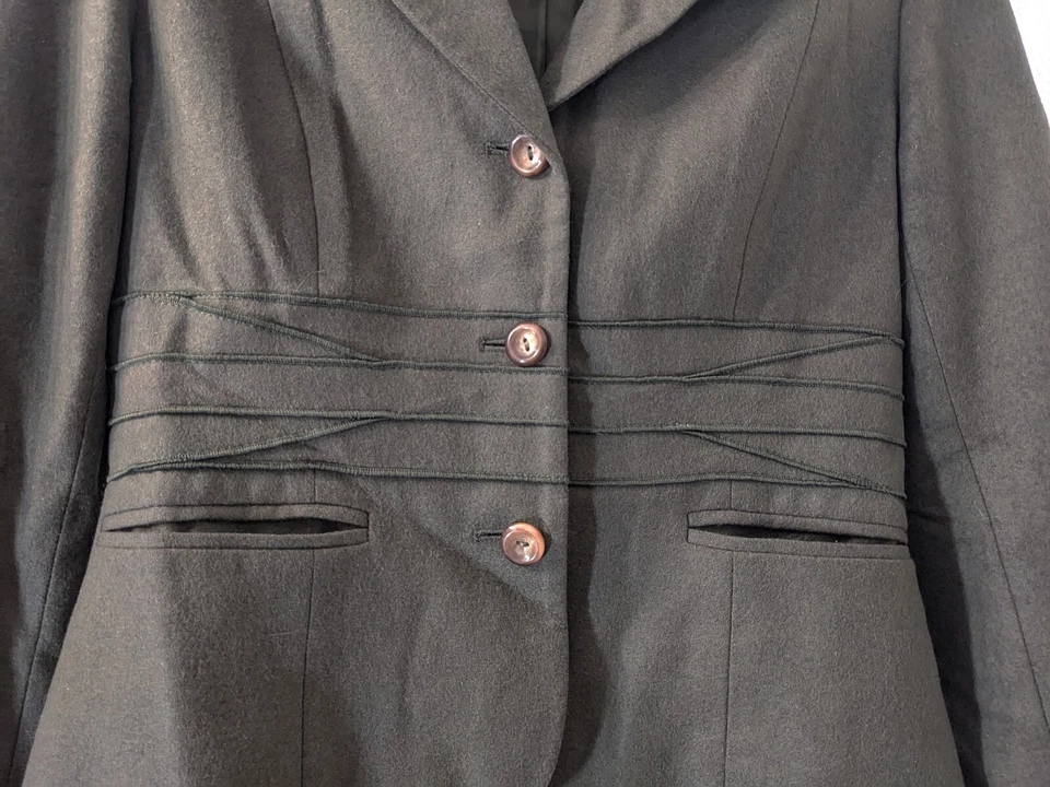 Traje Pantalones de Lana Harve Benard de Benard Holtzman Verde Oliva Talla 6P y 26P Foto 3 de 4