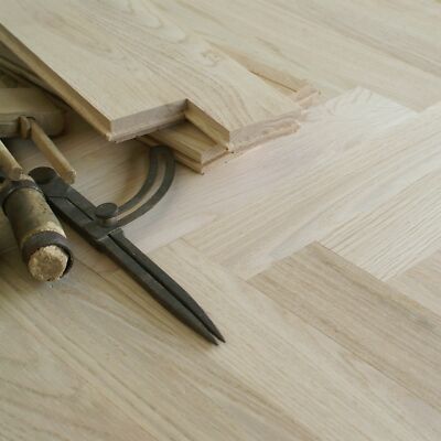 22x70x350 Rote Eiche Massivholz Herringbone Parkett Prime unvollendet - HS42