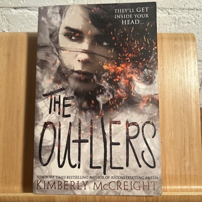 The Outliers by Kimberly McCreight  Paperback (R4.4)